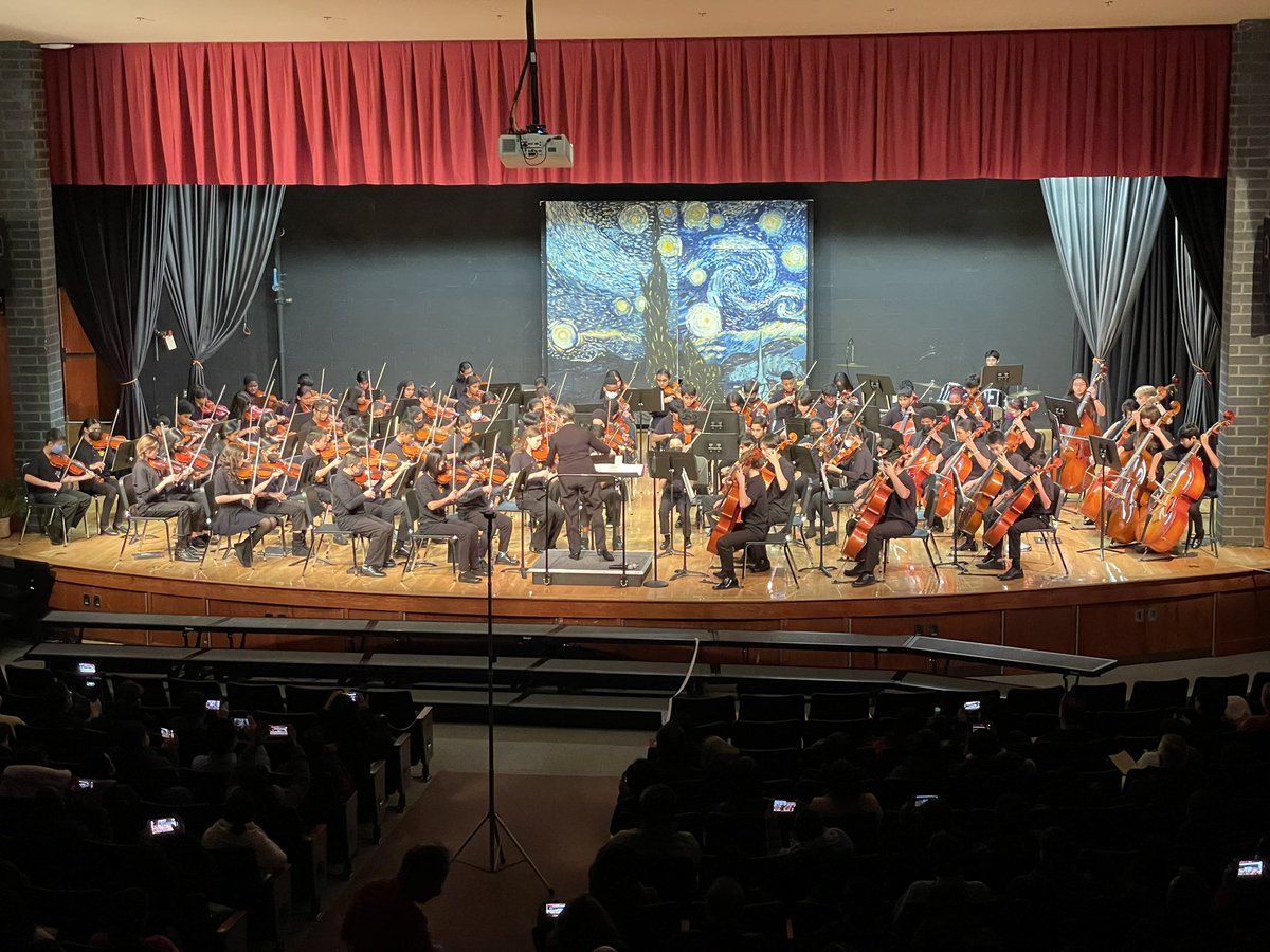 7th Grade Orchestra kicking things off tonight at <a href="/TGMSJags/">Thomas Grover Middle School</a> concert #wwprsd