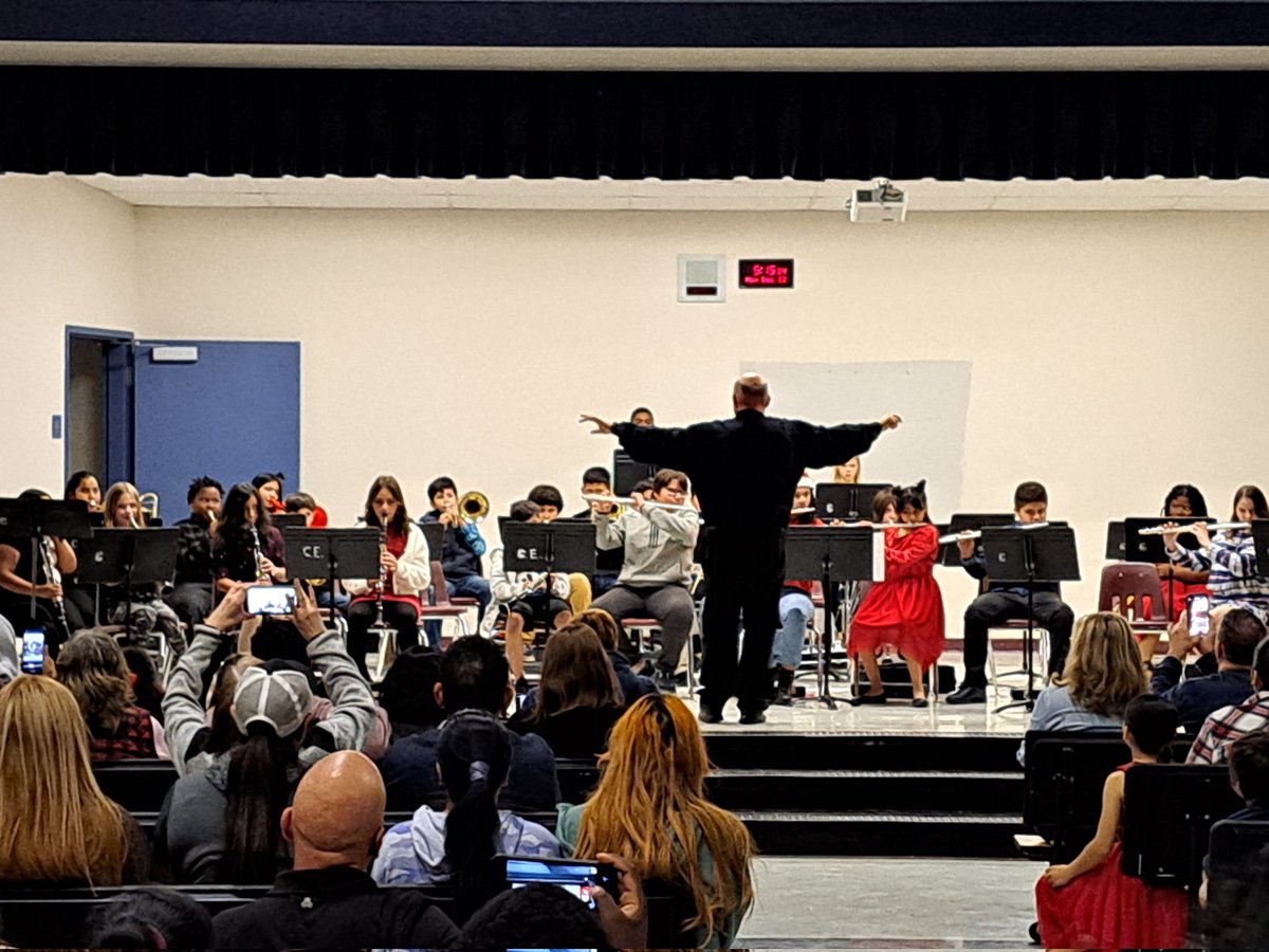 Constitution Elementary tweet media