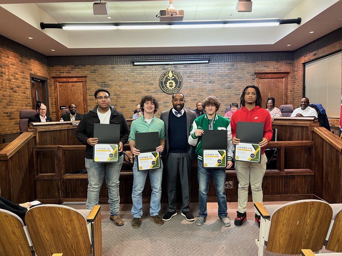 BolivarTigers's tweet photo. The City of Bolivar recognized Marcus Harris, Carson Howell, Josiah Clark, and Cuaron Price for making the All-Region team. Howell was also named Region Quarterback of the Year. https://t.co/bx2lpAL6hD