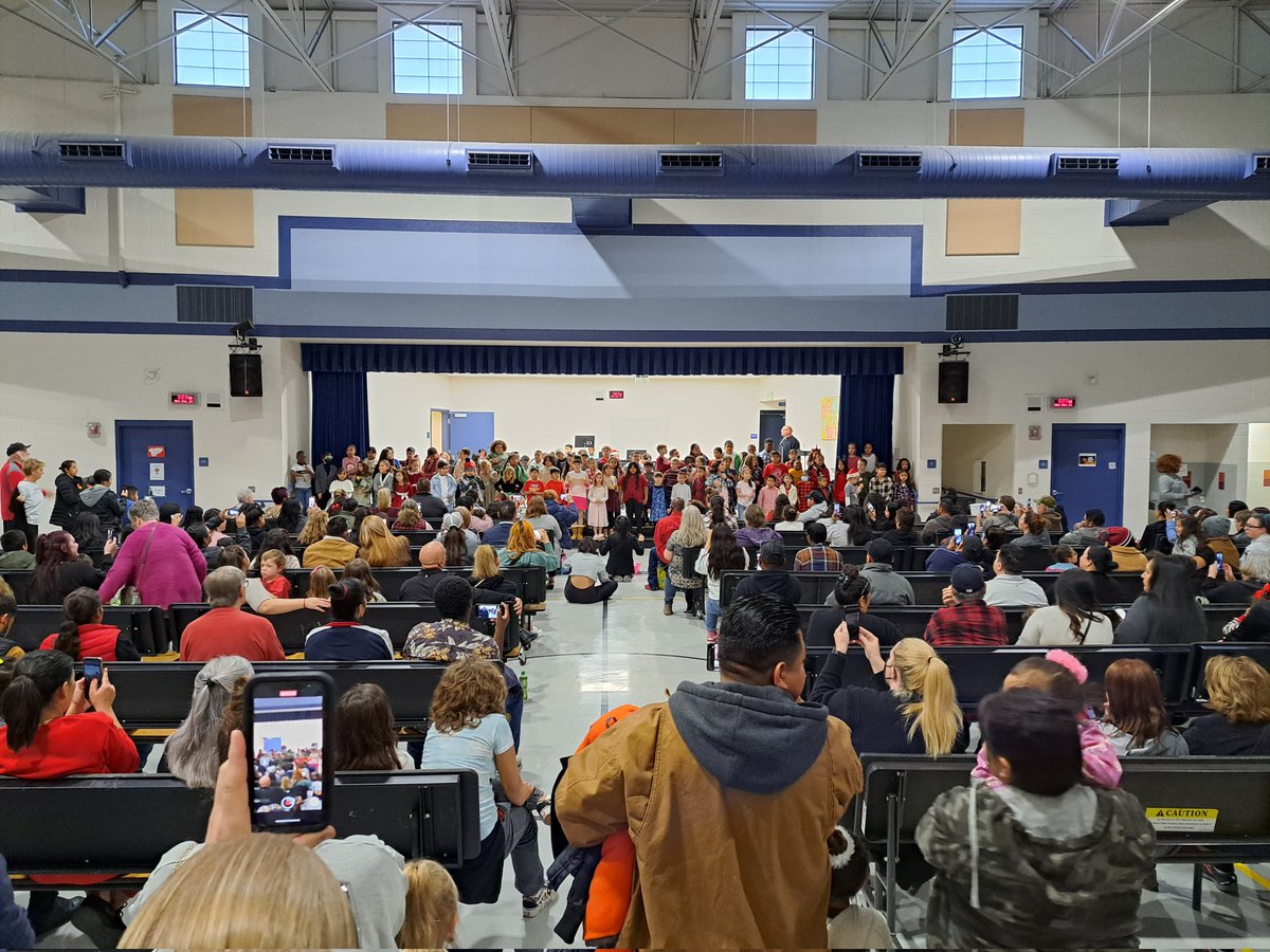 Constitution Elementary tweet media