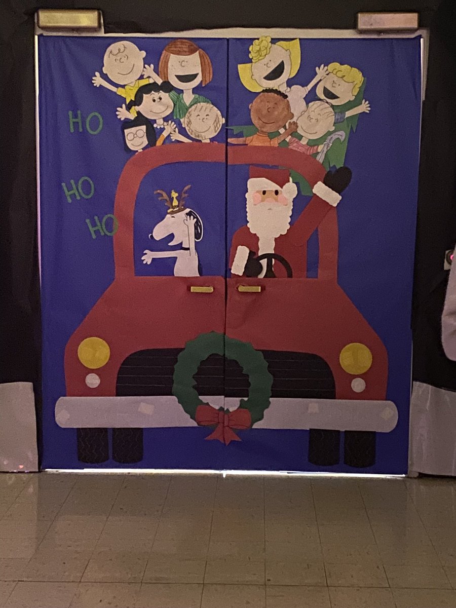 Thank you to all of the hours staff &amp; parents put in to create the WLES Charlie Brown Christmas❤️ #ONE