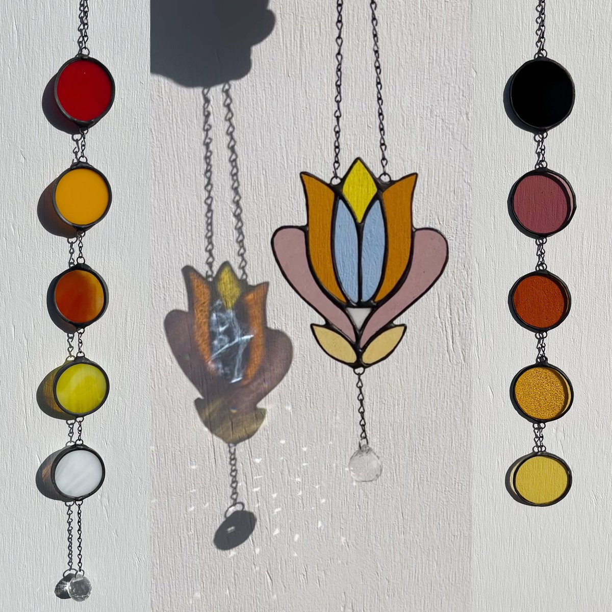 hurt_hands's tweet photo. Only 3 suncatchers left in the shop!
🔸🔅🦋 https://t.co/sqHYOuOHhf https://t.co/Va18SyKIUW