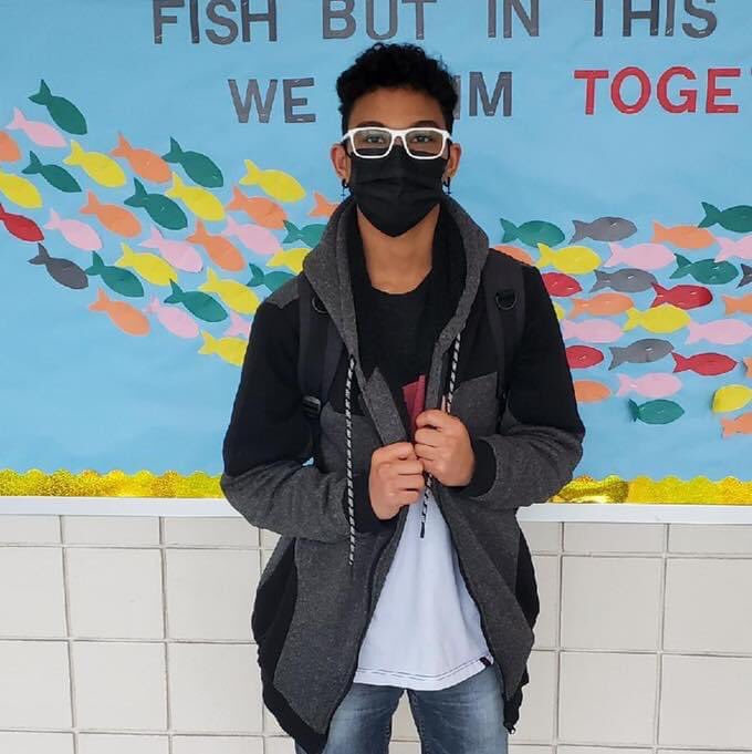 PaloAltoMS's tweet photo. Meet our 8th Grade December Patriots of the Month: These students exemplify our Patriot Values! Congrats!
#WeAreKISD #AndStillWeRise #unitythroughdiversity #pizzawiththeprincipal #sillypose https://t.co/1Sy7FQA467