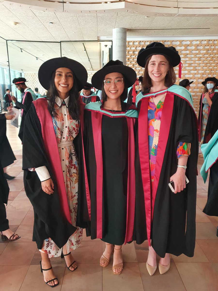 Huge congratulations to our PhDs, Clinical/Neuro Psychology graduates and now #BrainPark alumni! 🎓🧠💙 It's been amazing to witness your growth and journey (even through a pandemic-filled PhD!). We wish you nothing but more success your way!

Ft <a href="/MEBrierley/">Dr Mary-Ellen Brierley</a> <a href="/SakshiDhir2/">Sakshi Dhir</a> #Olivia!