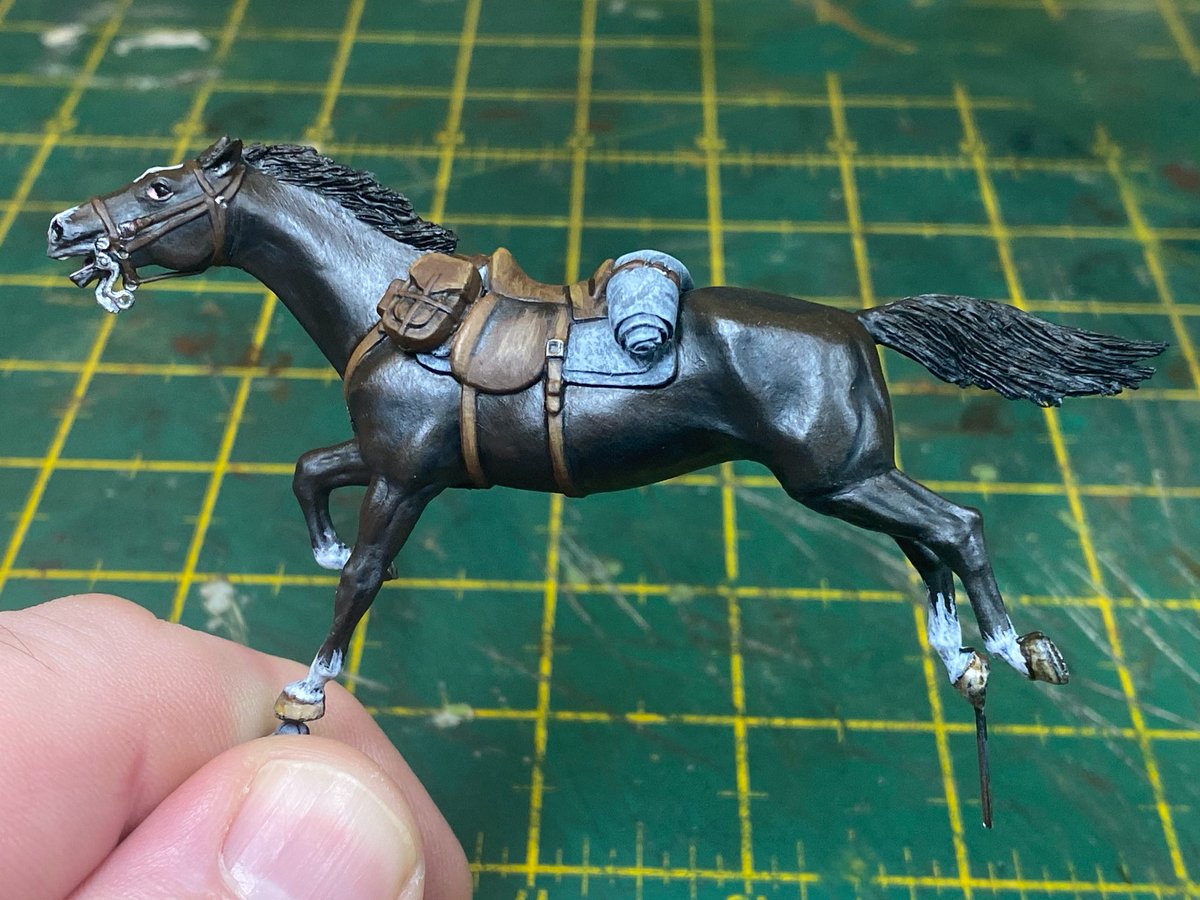 marcuswhite's tweet photo. #OhMerde
Almost qualified as a 1/35 horse whisper painting this lot. I’m getting close to finishing all 7, then onto the riders! 😆👍 https://t.co/3XlM7uhGzQ