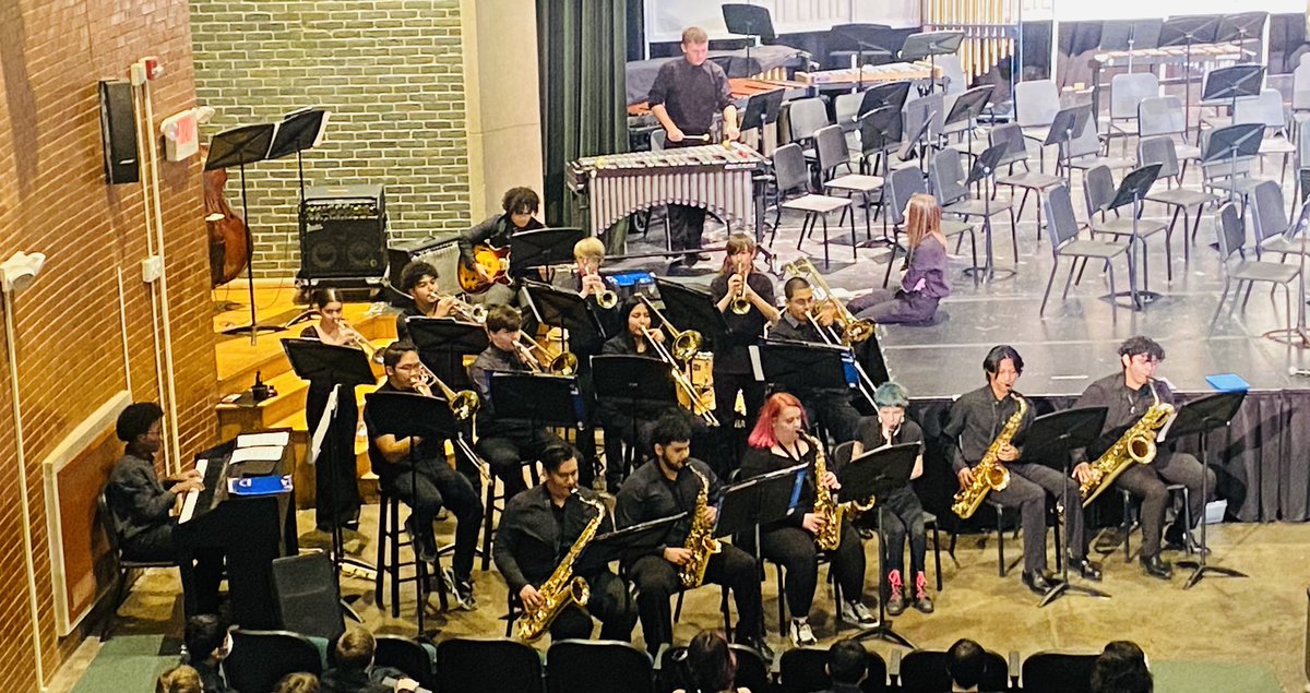 DM_North's tweet photo. Up first….Jazz Band! https://t.co/6WXGbx3yV9