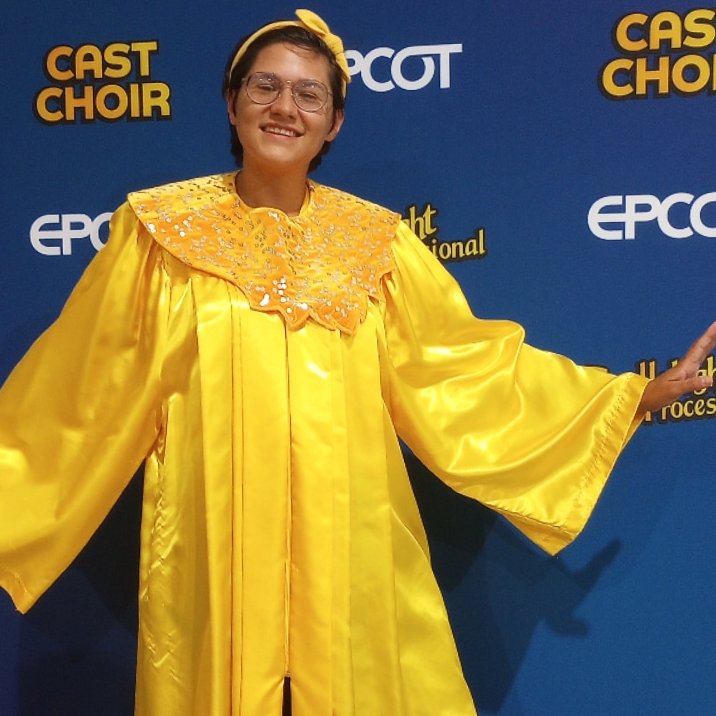 SkipperRey's tweet photo. Hoo-ah!

Got to perform Candlelight Processional with 2 time OO national champion, Olaf, Le Fou, Bearclaw, Elder Cunningham, etc! The one a only @joshgad https://t.co/4kvSUwFR69