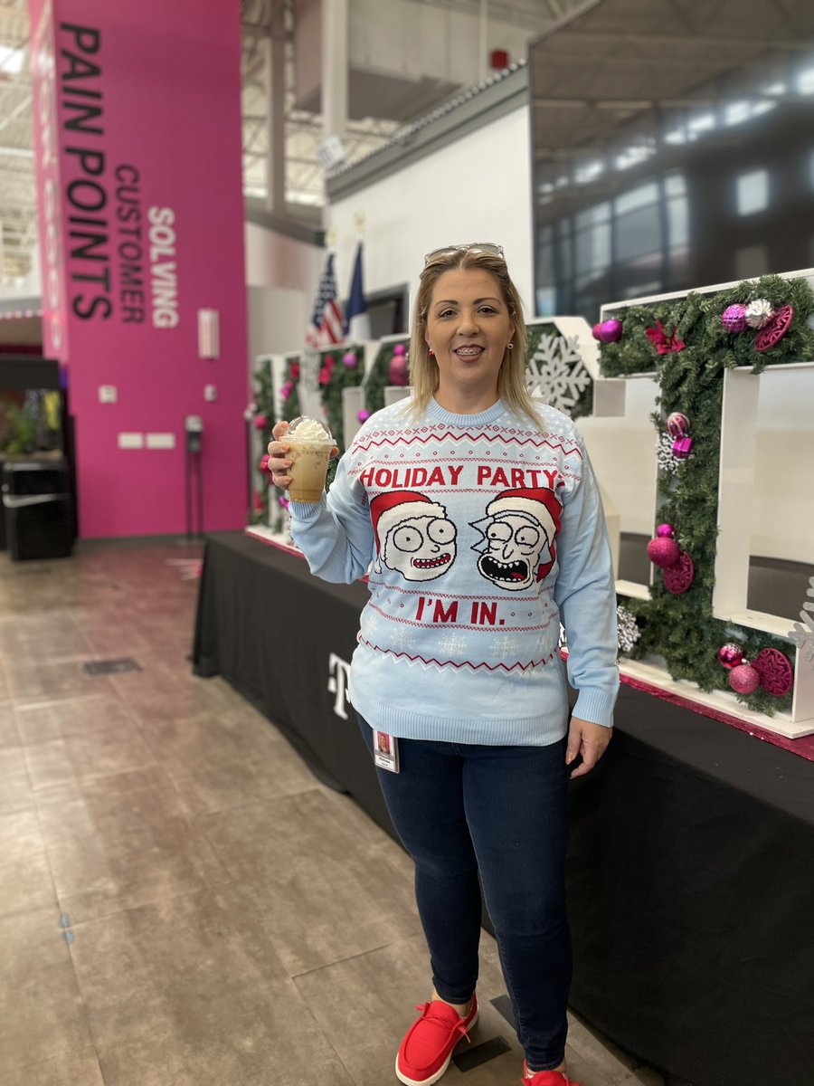 MissionTXperts's tweet image. Holiday Ugly Sweater Day! @MissionTXperts #HolidayFun @Aejaz_H @VictorF0907 @ChrisShepard001