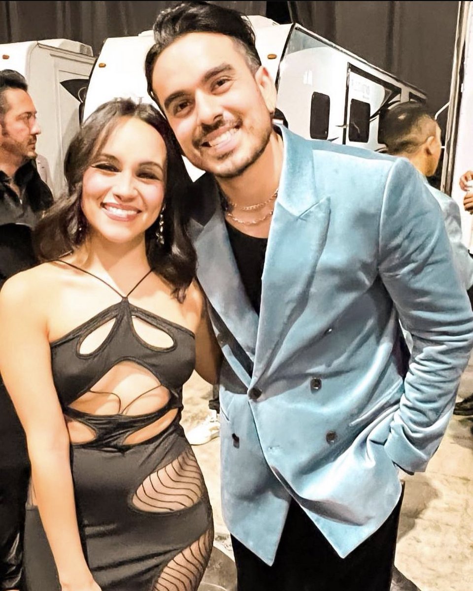cexiaandre's tweet photo. MATISSE X ANDRESSE

que increíble sería ver a @andresseuv abriéndole el concierto a @Matisse_Mx en el auditorio nacional el próximo año🥹🤍 será que si tía @sonymusicmexico? https://t.co/jRN6cSwDhi