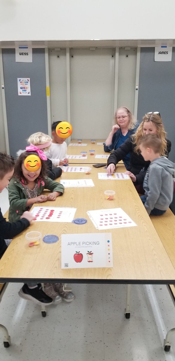 Creativity, teamwork, perseverance, focus, problem solving, critical thinking, but mostly engagement and joy at the Math Festival today!
Thanks to Mike, parents,staff Ryanne, Erin,<a href="/DanShuster/">Dan Shuster</a> <a href="/hanijyoussef/">Hani Youssef</a> <a href="/J_CraftCA/">Jill Craft</a> for making this happen <a href="/KnollsKnights/">Knolls Elementary</a> <a href="/SimiValleyUSD/">Simi Valley Schools</a>