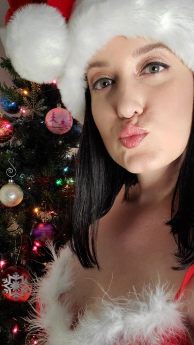 💋 https://t.co/yBSyOzl3px