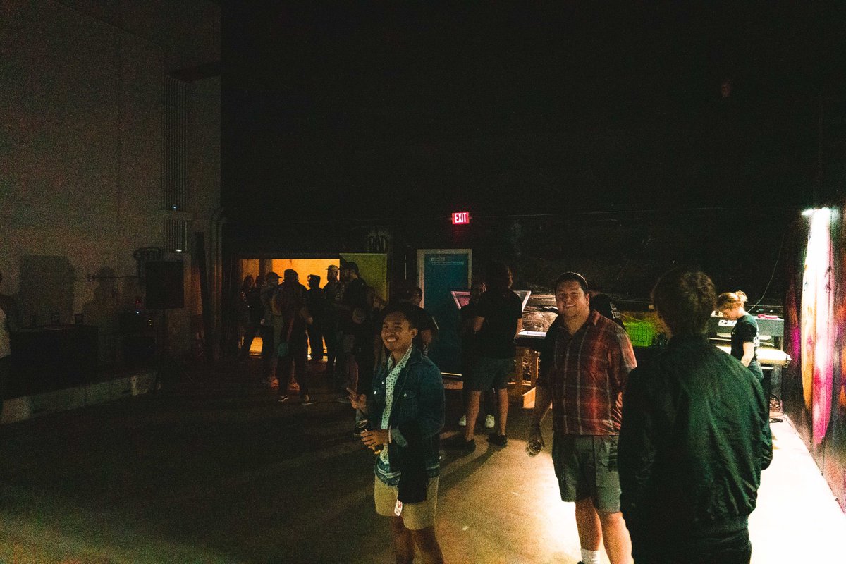 🤠 It was great seeing all the Mutts, Apes (<a href="/ApeWranglers/">Ape Wranglers</a>) and Wranglers (<a href="/wagmiyall/">NFT Wranglers</a>) who made it out on Thursday!

And shout out to <a href="/proxy/">Proxy.com</a> for helping to make it possible 🎉

Those exclusive screen print shirts by <a href="/BriksLovesYou/">brikslovesyou</a> turned out 🔥🔥🔥