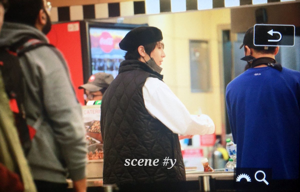 your_scene's tweet photo. 221212 판다🍜 #GoldenChild #골든차일드 #Y #성윤 #최성윤 https://t.co/DnreDVhh4x