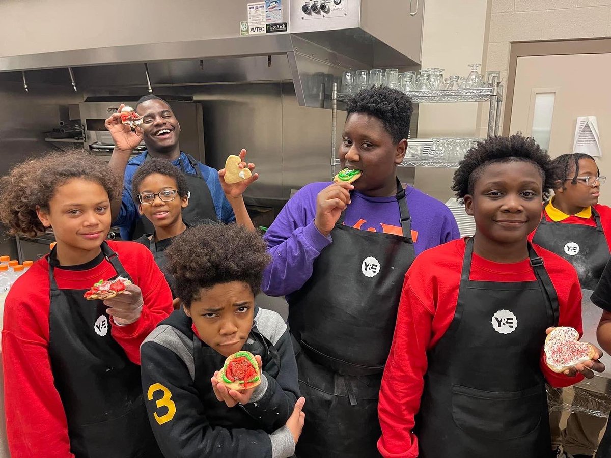Our students baked and decorated Christmas cookies, cupcakes and a cake today! #youngandestablished