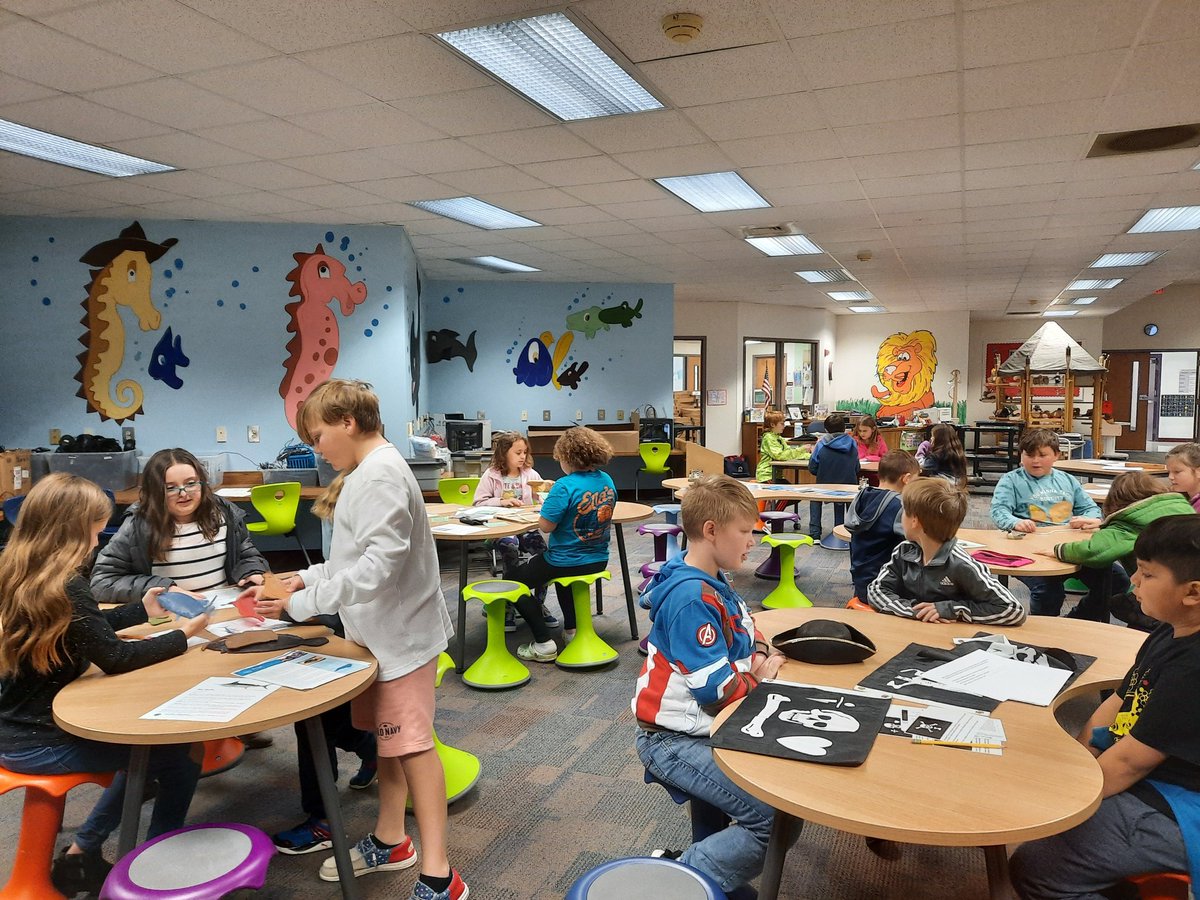 LCESLIONS tweet media