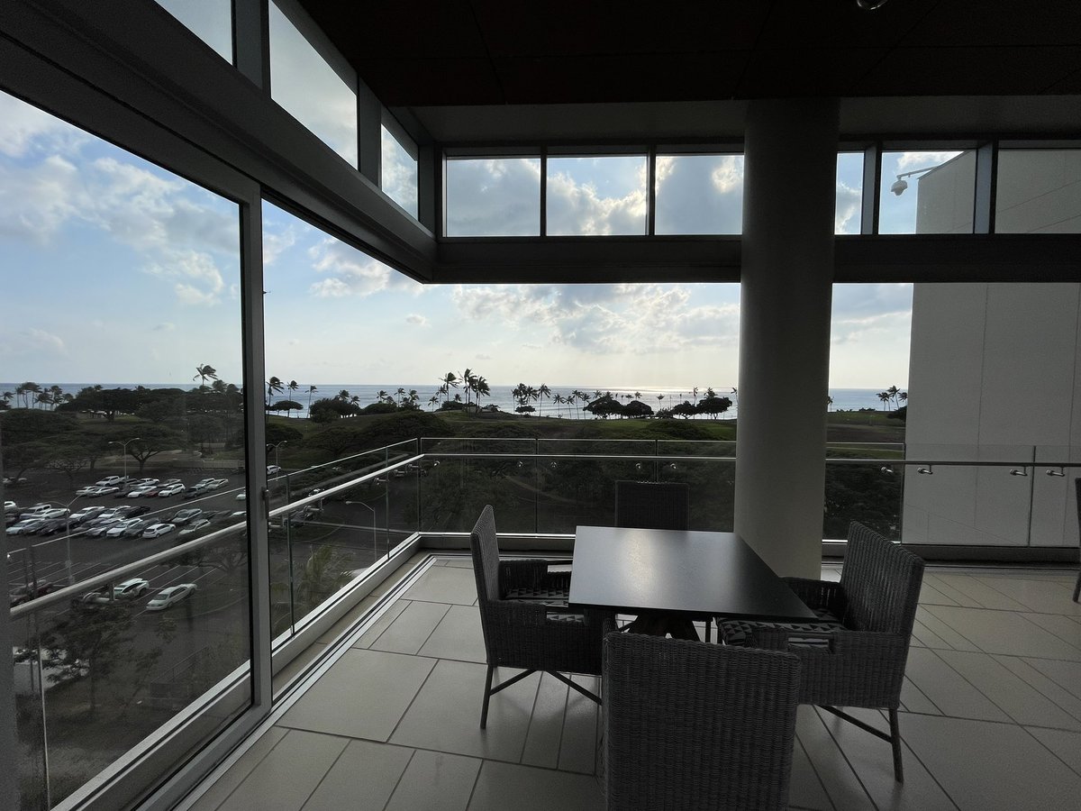 Naoto T Ueno, MD, PhD (@teamoncology) on Twitter photo My first day serving as a director <a href="/UHCancerCenter/">University of Hawaii Cancer Center</a>. View from my office. Feeling the responsibility. My first day serving as a director <a href="/UHCancerCenter/">University of Hawaii Cancer Center</a>. View from my office. Feeling the responsibility.