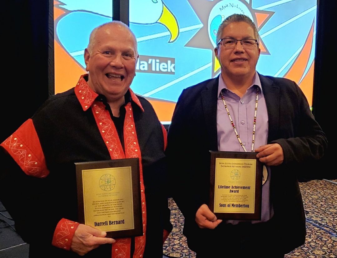 grahamcmarshall's tweet photo. Words can’t describe how honoured and proud we are to receive this award, Welaliek to Nova Scotia Indigenous Tourism Enterprise Network for this recognition.
Over 30 years ago we started this drum group.
Wela’lioq Msit No’Kmaq
#KeepDrumming https://t.co/7cGq3GNAwn