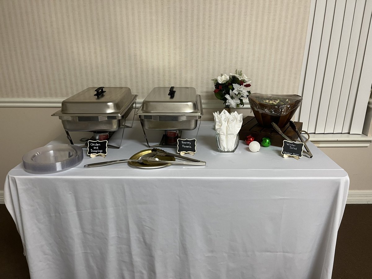 iveywe's tweet photo. Advanced Culinary students prepared dinner for the SISD school board members tonight! https://t.co/yCBJ4pnc9z