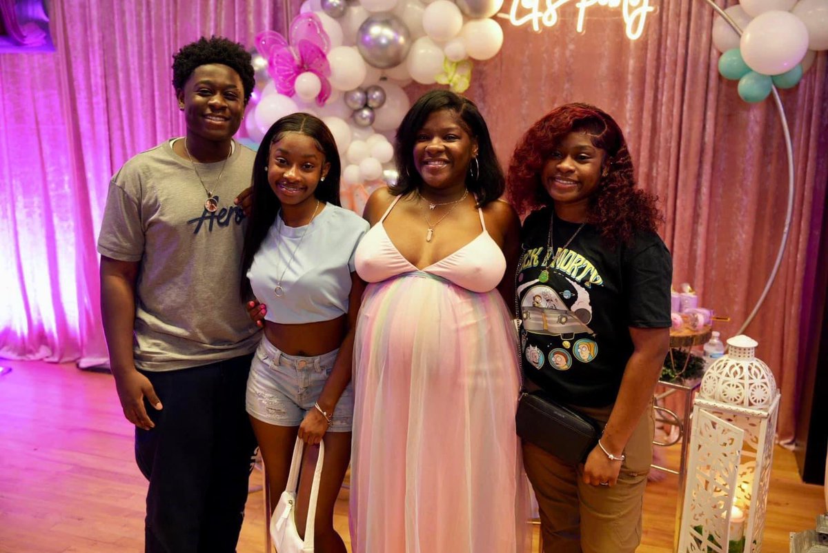 __DivaRee's tweet image. Welcoming Baby Wynter-Syni 💜 #MyButtercup