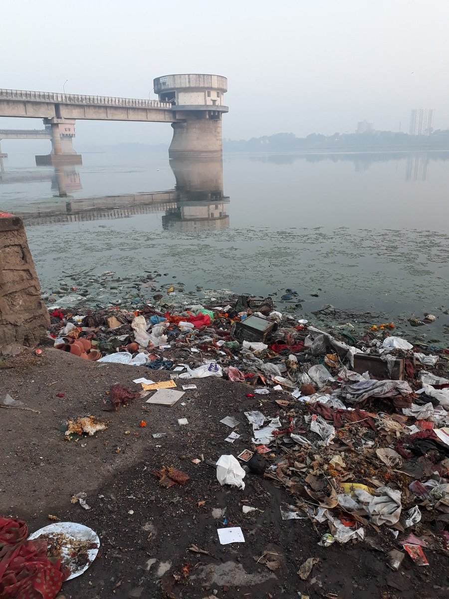 KhanvilkarNik's tweet photo. @MySuratMySMC
SMC should do something about this Lanka vijay hanuman ovara.
#cleansurat #tapiriver #swatchhsurat 
@cleansurat1 @swachhsurat https://t.co/dBtNl5c8SX