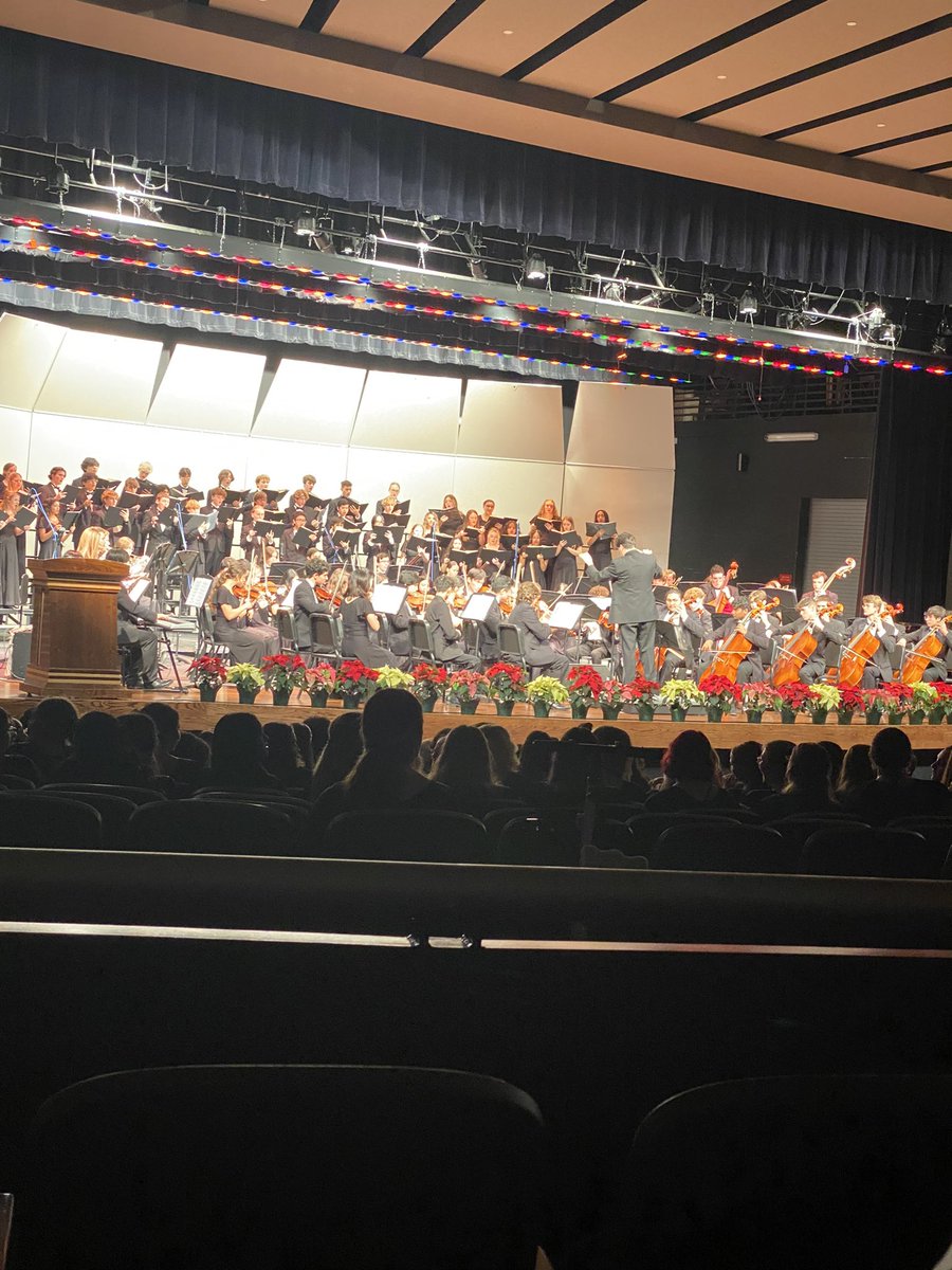 Laykin Luker (@luker_mhs) on Twitter photo Great winter concert by <a href="/TheTMHSChoir/">Tomball Memorial Wildcat Choir</a> with the help of <a href="/TMHSOrchestra/">Tomball Memorial HS Orchestra 🎻</a> !!! The holiday music definitely putting me in the spirit!!! Great winter concert by <a href="/TheTMHSChoir/">Tomball Memorial Wildcat Choir</a> with the help of <a href="/TMHSOrchestra/">Tomball Memorial HS Orchestra 🎻</a> !!! The holiday music definitely putting me in the spirit!!!