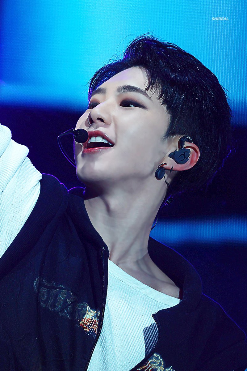 SHIREAL0615's tweet photo. 221210 LA3C
✨
#호시 #세븐틴 #HOSHI #SEVENTEEN  #ホシ https://t.co/3Qp3CjV1e9