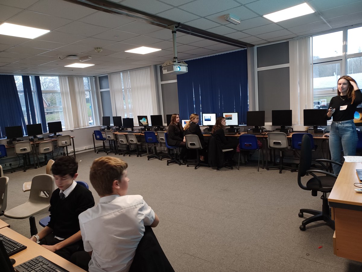 Chepstow_French's tweet photo. Diolch yn fawr, merci beaucoup @cardiffmlang for our fantastic #mflmentoring sessions this half-term. Our @chepstowschool pupils have had a fabulous time! #curiosity #ambition #perseverance #languagesforlife @EAS_IntLanguage https://t.co/Uegq8jsKgH