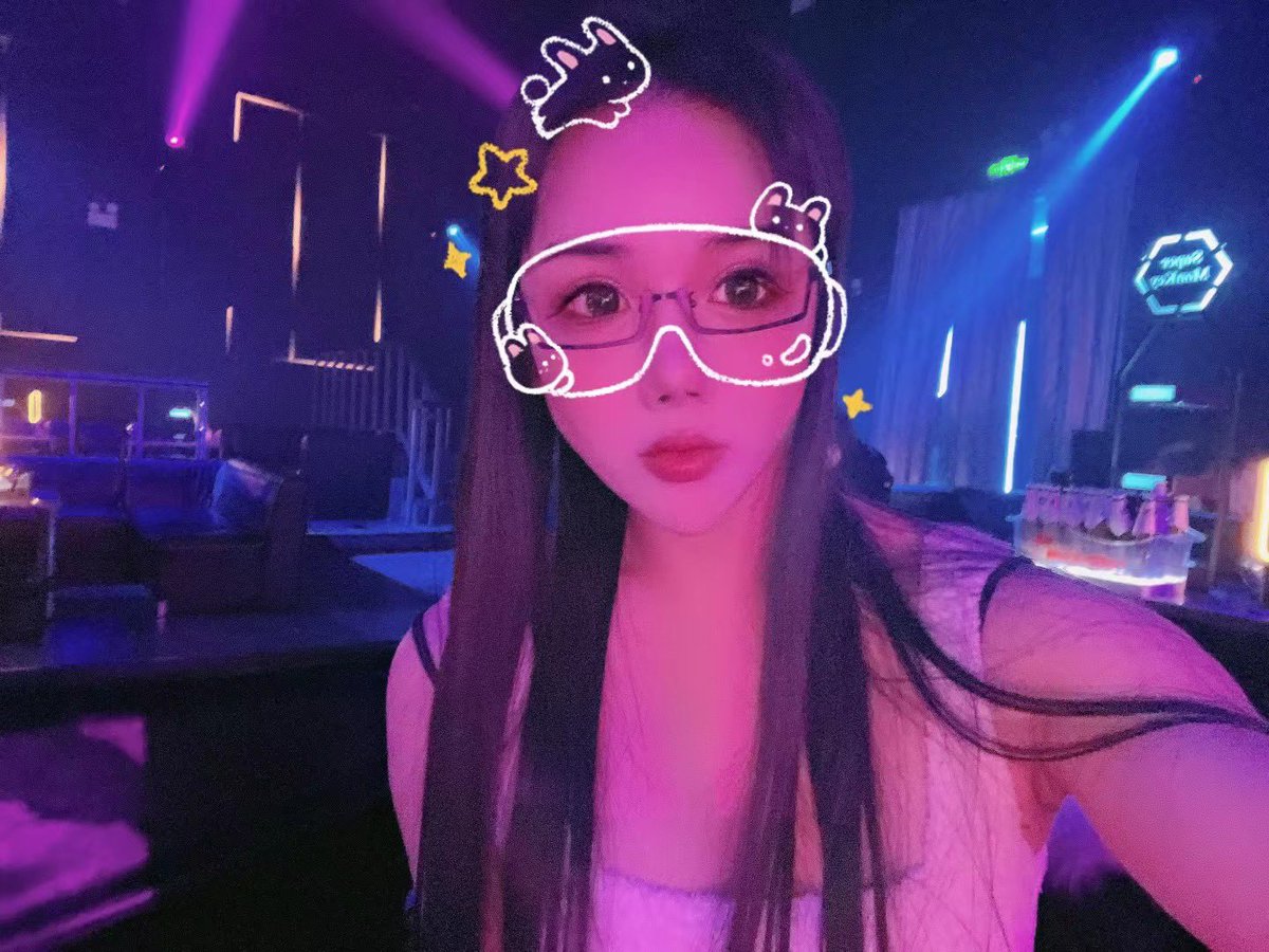 Ts人妖姐姐仙希 on Twitter: "#Ts人妖姐姐 预约中，郑州……"