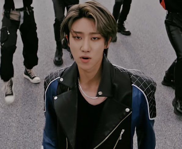 _haofolder_'s tweet photo. The power "Anyone" Minghao holds🙌🏻 https://t.co/ocM4ZbKmZq