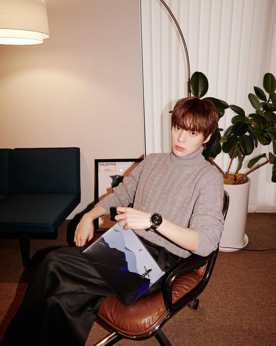 ttoingppoing's tweet photo. 고래스타그램 🐋
This holiday, show your appreciation for your loved ones. #WriteWhy and tell them what they mean to you.
#Montblanc #몽블랑 @montblanc https://t.co/XCSJ3ltzan
