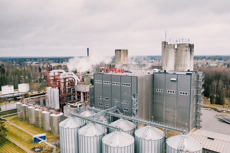 A-Rehun tehtaalla Ilmajoen Koskenkorvalla investoidaan uuteen tekniikkaan ohrarehun kuivaamisessa. Investointi säästää energiaa jopa yli 85 prosenttia verrattuna aikaisempaan laitteistoon. Lue lisää lehdistötiedotteesta: bit.ly/3Yub9M6