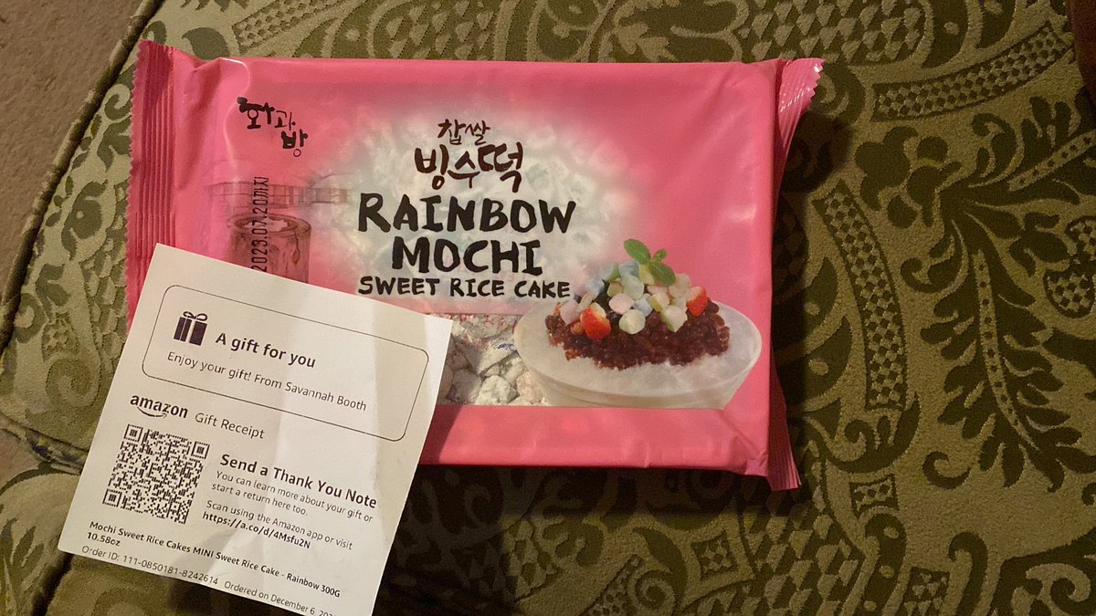 YALL ARE THE SWEETEST EVER IM CRYING 😭😭💗💗