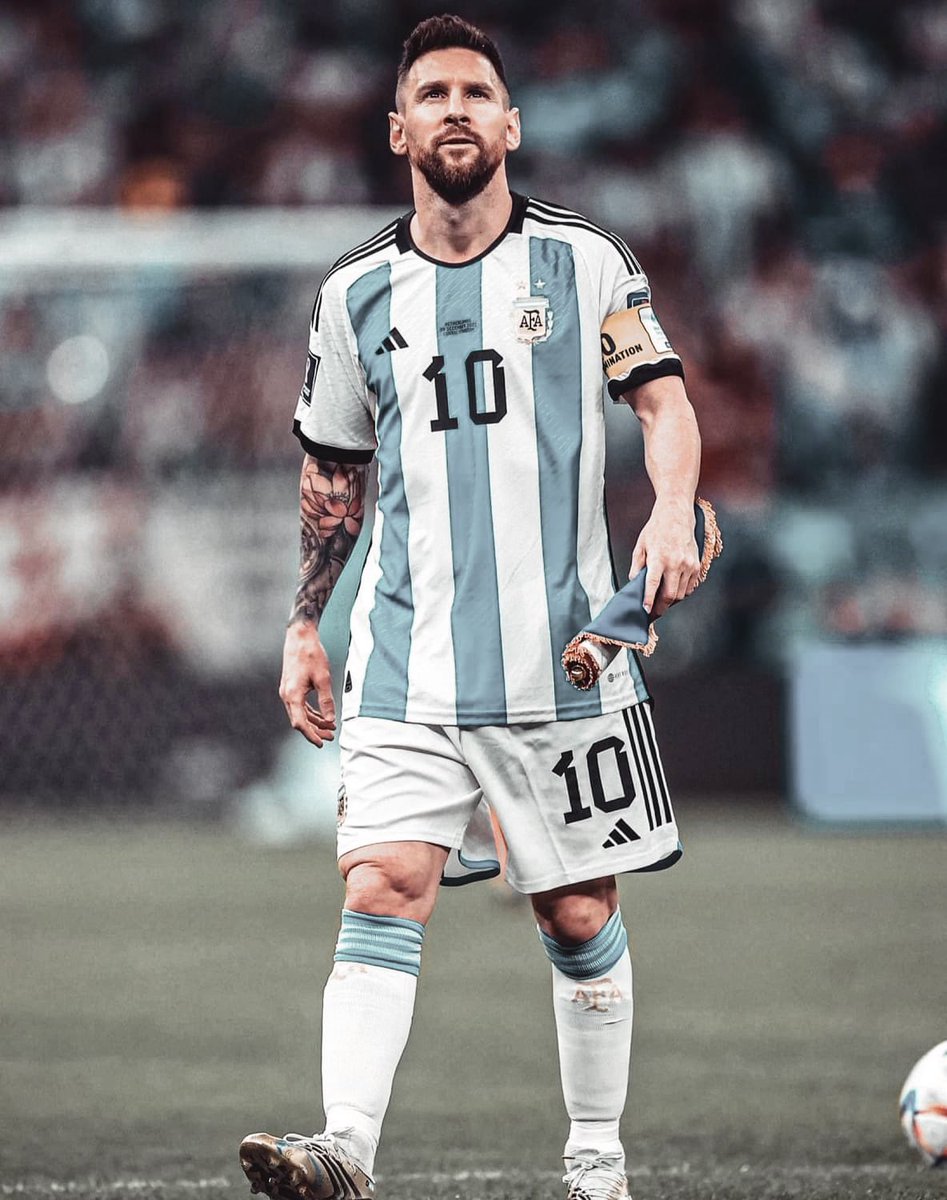 WeAreMessi's tweet photo. 90 mins to get closer to the dream!😭💙 https://t.co/xTTXeZIgBb