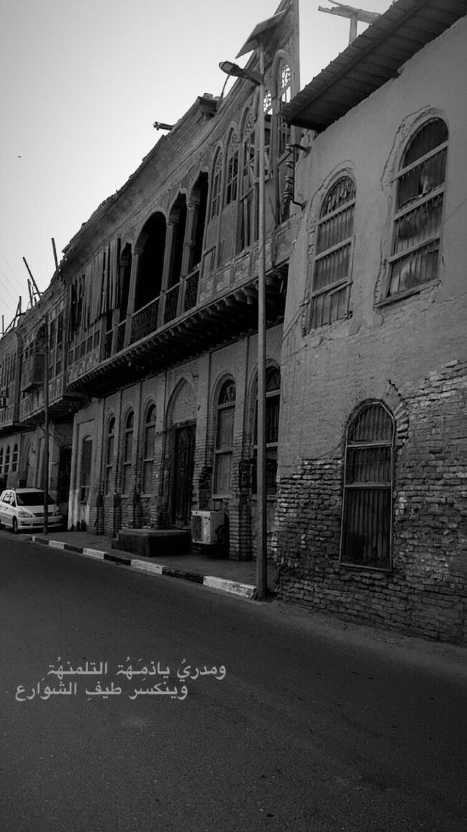 أدورَك بـ الوجوه بلهفةهَ الـفاگ