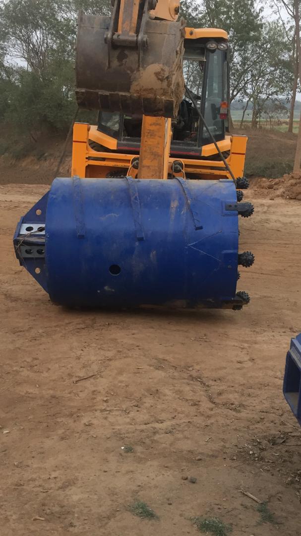 MLGS_INDIA's tweet image. Core Barrel is used to cut fractured medium up to hard rock formation and fragmented medium up to hard rock formations with hardness 50-100Mps.
#foundationpiling #corebarrel #construction #groundengineering