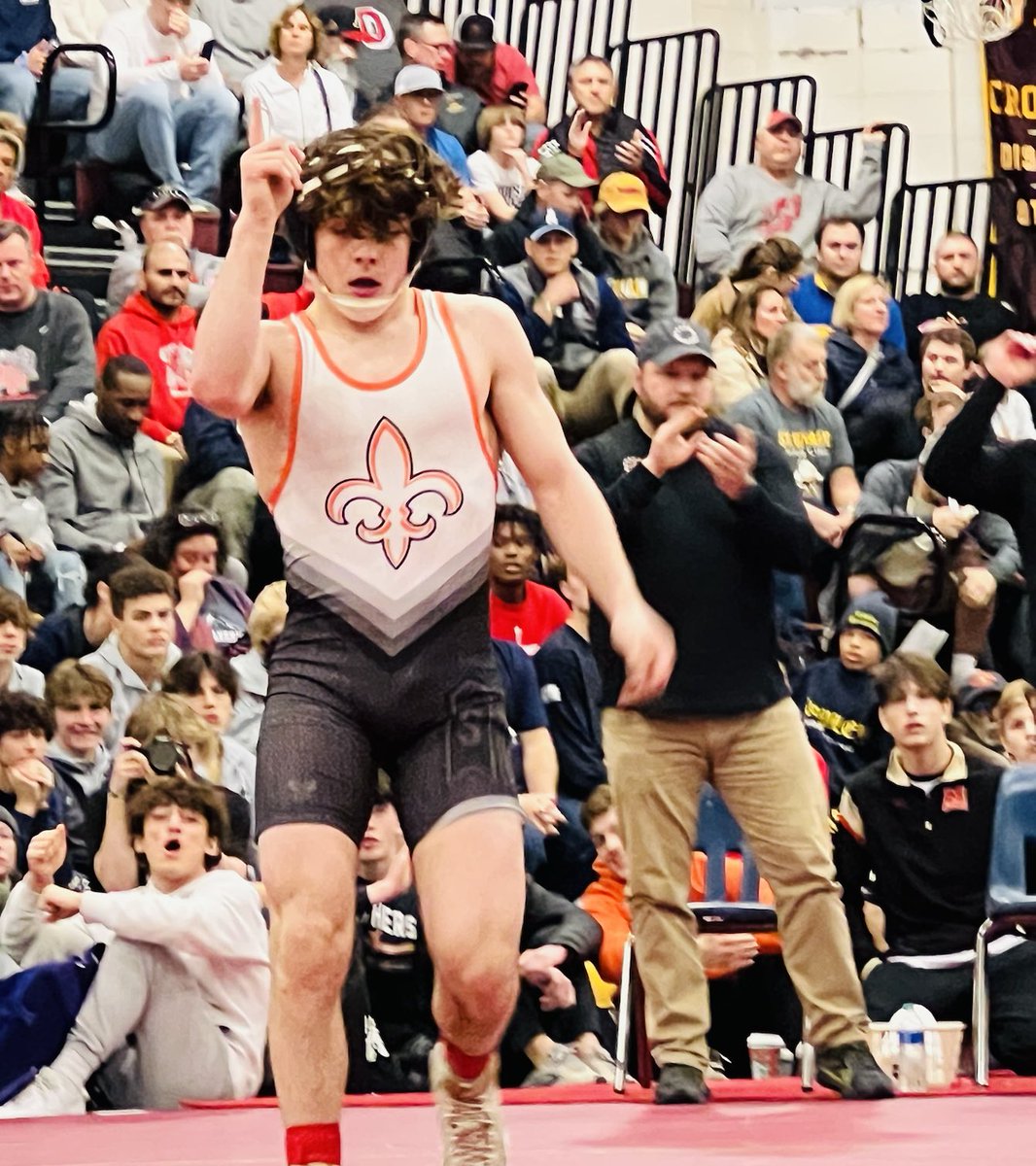 Jason Potter (@coachjpotter) on Twitter photo Raise your hand if you are excited for the crosstown wrestling matchup this Friday. Jv and Freshman @ 5:00, Thompson vs Wredling middle school under the spotlight @ approx 5:45, and Varsity to wrap up the night. It should be a great night for the St. Charles Wrestling community. Raise your hand if you are excited for the crosstown wrestling matchup this Friday. Jv and Freshman @ 5:00, Thompson vs Wredling middle school under the spotlight @ approx 5:45, and Varsity to wrap up the night. It should be a great night for the St. Charles Wrestling community.