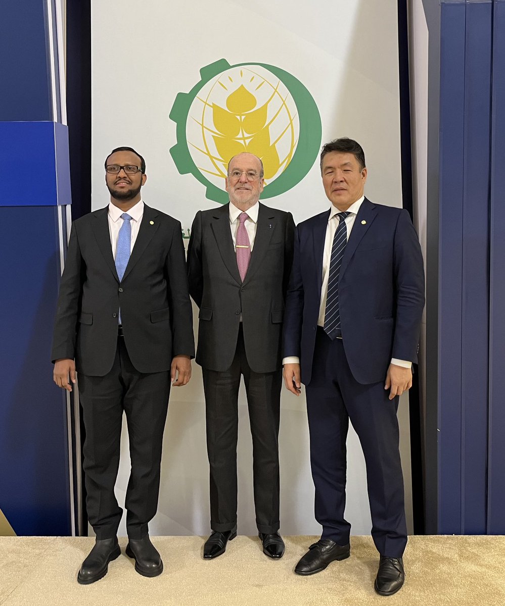 Saidhuseniid's tweet photo. pleased to participate The Islamic Organization for Food Security (IOFS) celebration on December 12  IOFS Day, during which it was  presented the results of all the work accomplished during the year  The diplomatic corps and experts from more than 20 countries attended. https://t.co/iFNiyCC2Wm