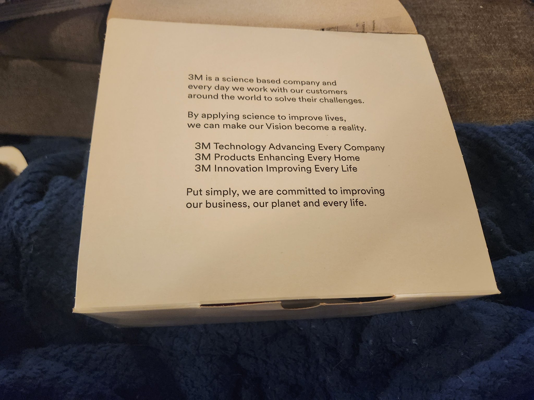 Dr. Dividend 💸 on Twitter "MMM Shareholder Holiday gift box finally