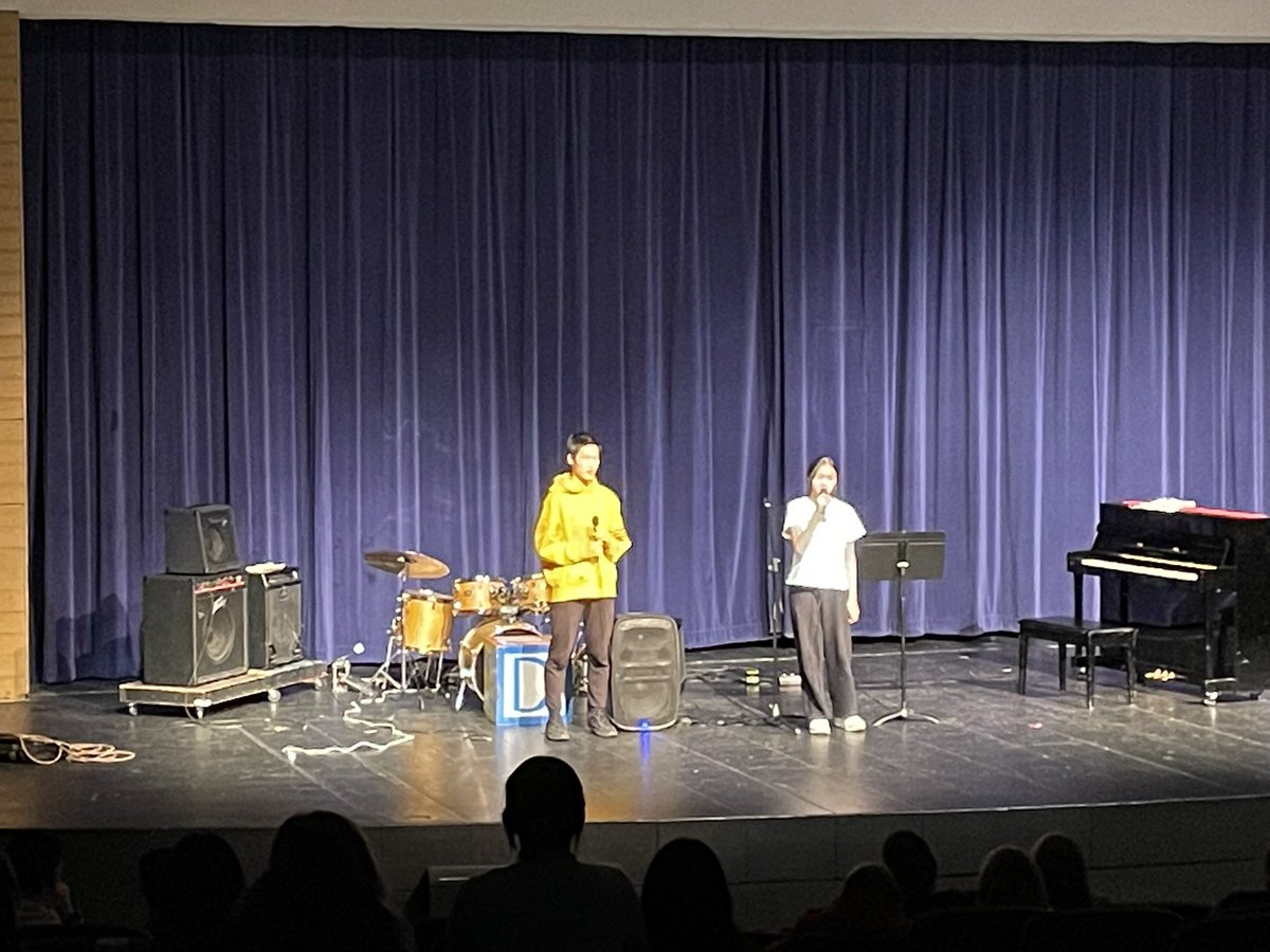 SeaquamSec's tweet photo. Winter Concert organized for our Grade 12 students. Wonderful display of creativity and talent. https://t.co/3RG9ZrqLZB
