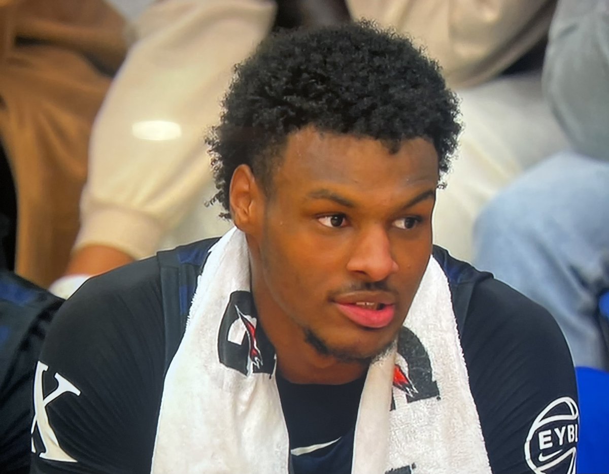 Drew Spooner, son of 32 year NBA referee Bill Spooner the Crew Chief on tonights Sierra Canyon x Christ The King Game. 3rd son of an NBA legend on the court
 <a href="/pollonpreps/">Jack Pollon</a> <a href="/JayBilas/">Jay Bilas</a> <a href="/latsondheimer/">eric sondheimer</a> <a href="/Tarek_Fattal/">Tarek Fattal</a> <a href="/C_Morrissette/">Connor Morrissette</a> <a href="/EliavAppelbaum/">Eliav Appelbaum 🎗️</a>