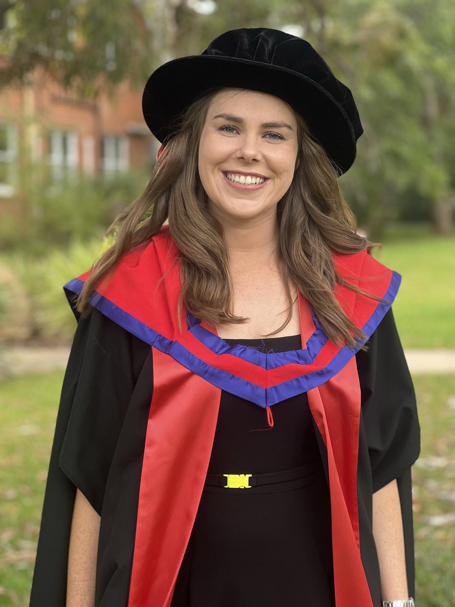 em_lynch_'s tweet photo. You couldn’t take this smile away from me yesterday 😁 Thank you to everyone who has supported me along this incredible journey! Can’t wait to see what the future brings!! 

Cheers, 
Dr Lynch

@CharlesSturtUni https://t.co/hRpxX0c3VB