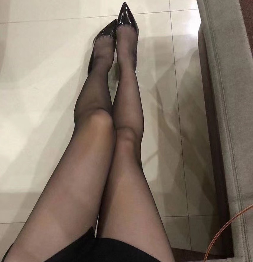 날씨가 춥네요..😓
#섹스 #스타킹 #페티쉬