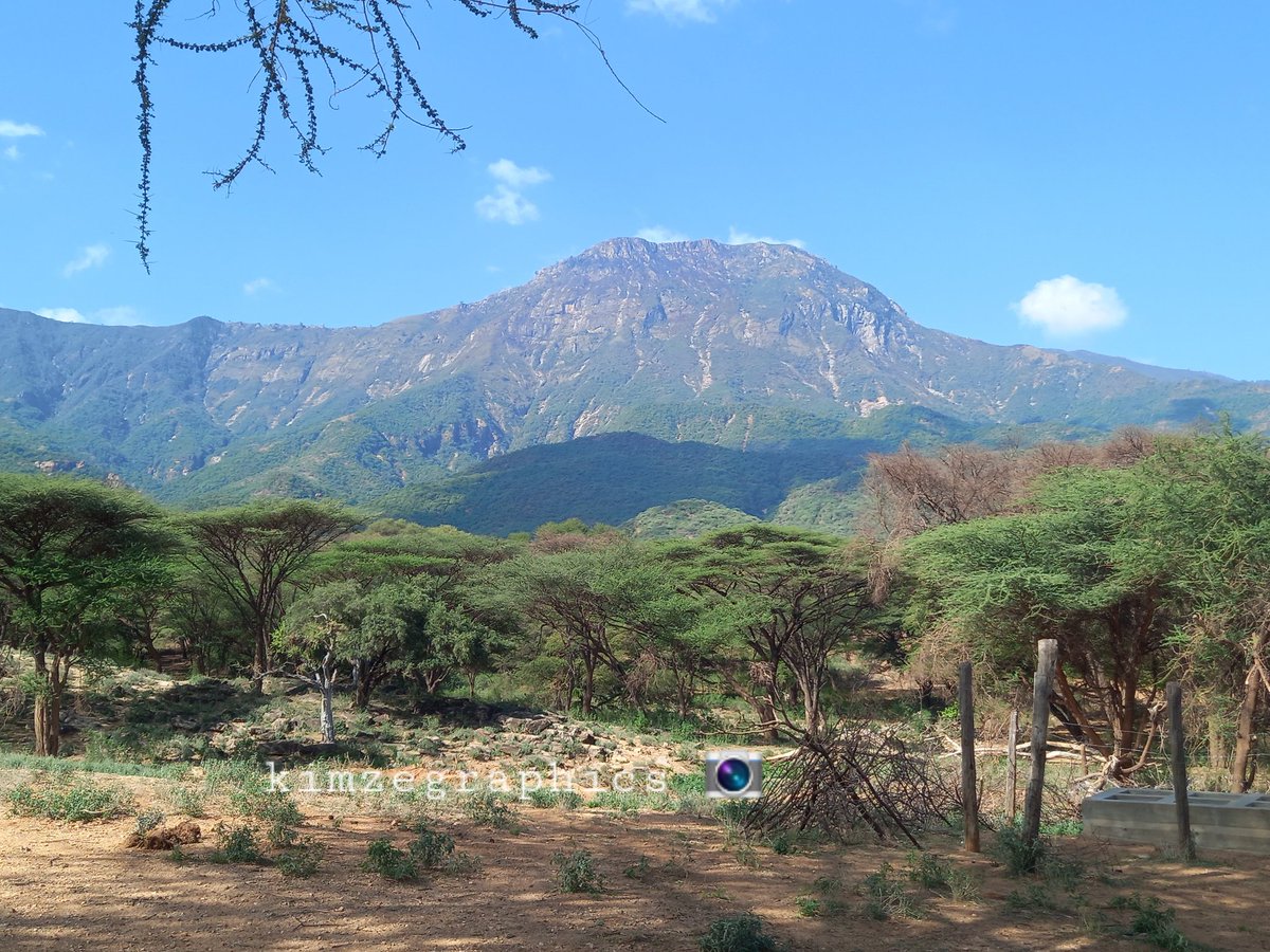 kimzekimze's tweet photo. @chalbiextreme Ndoto Mt. 
Arsim Samburu https://t.co/2r8A8fRHtX