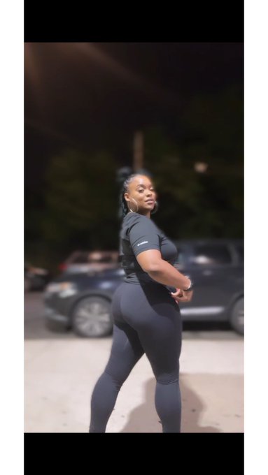 🖤 bestie ? https://t.co/FAiniEIm5k