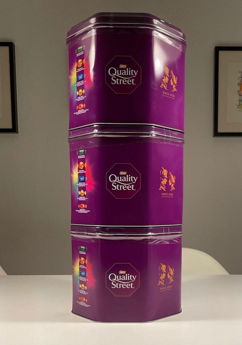 Tredje gang blev lykkens gang. Ingen hjerteflimmer siden operationen i august.
Så tusind tak til <a href="/ReneWorck/">René Worck</a>, Kim, Jim et al. <a href="/HerlevGentofte/">HerlevGentofte Hosp.</a>
De tre dåser er et lille symbolsk tak for jeres fantastiske indsats ved alle tre ablationer🙏🏽
🎄God jul🎄
#Sundhed