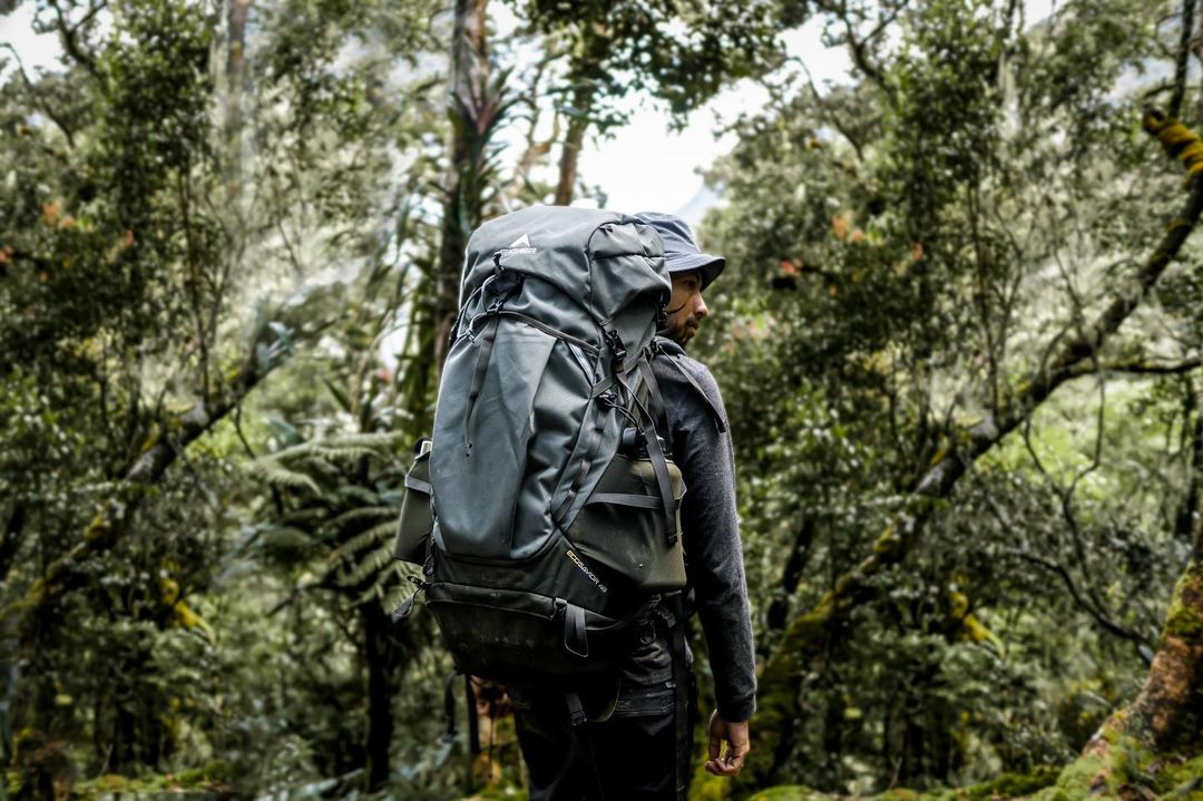 eigeradventure's tweet photo. Buat Eigerian yang berencana ingin membeli tas carrier, yuk simak tips berikut ini!
#EIGERTips Cara memilih Carrier!
A Threads~
#EigerAdventure #ResponsibleGetaway #TasCarrier #OutdoorEquipment https://t.co/4pT4ll4UTw