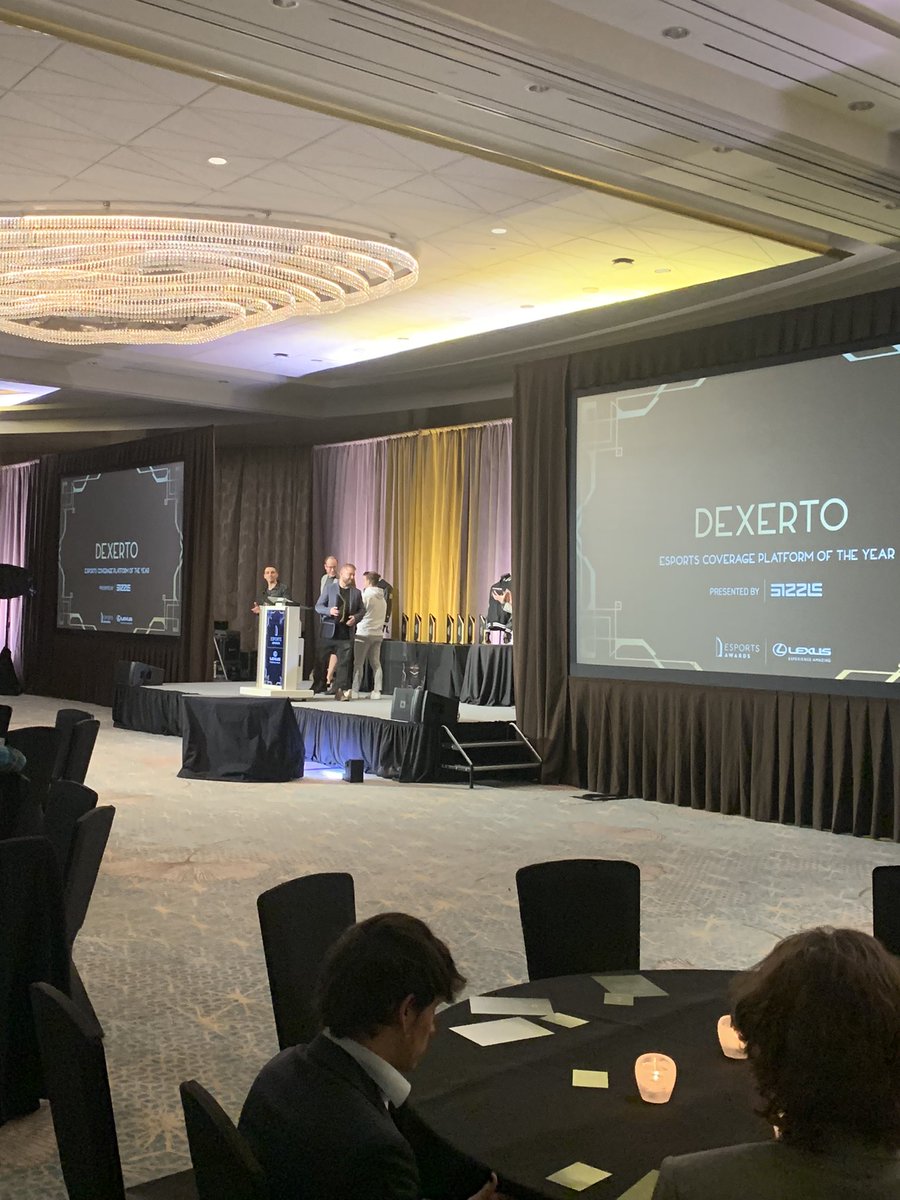 The Esports Coverage Platform of the Year award Presented by <a href="/sizzlecreative/">Sizzle Creative</a> goes home with…

<a href="/DexertoEsports/">Dexerto Esports</a>!

#EsportsAwards