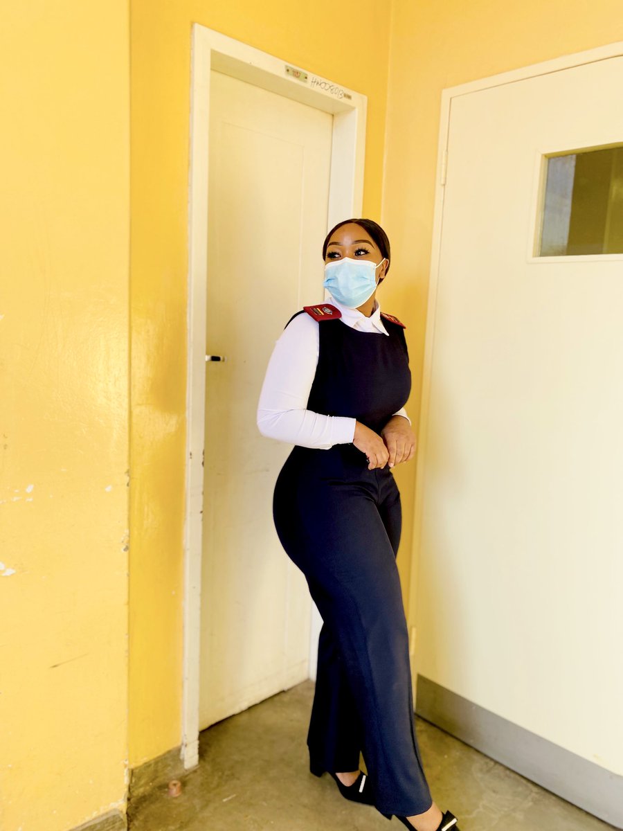 Lethabo2320's tweet photo. Indeed feelings for work have long been gone😩….But lets go and save those precious lives🙏🏻 https://t.co/mHOfmyoePc