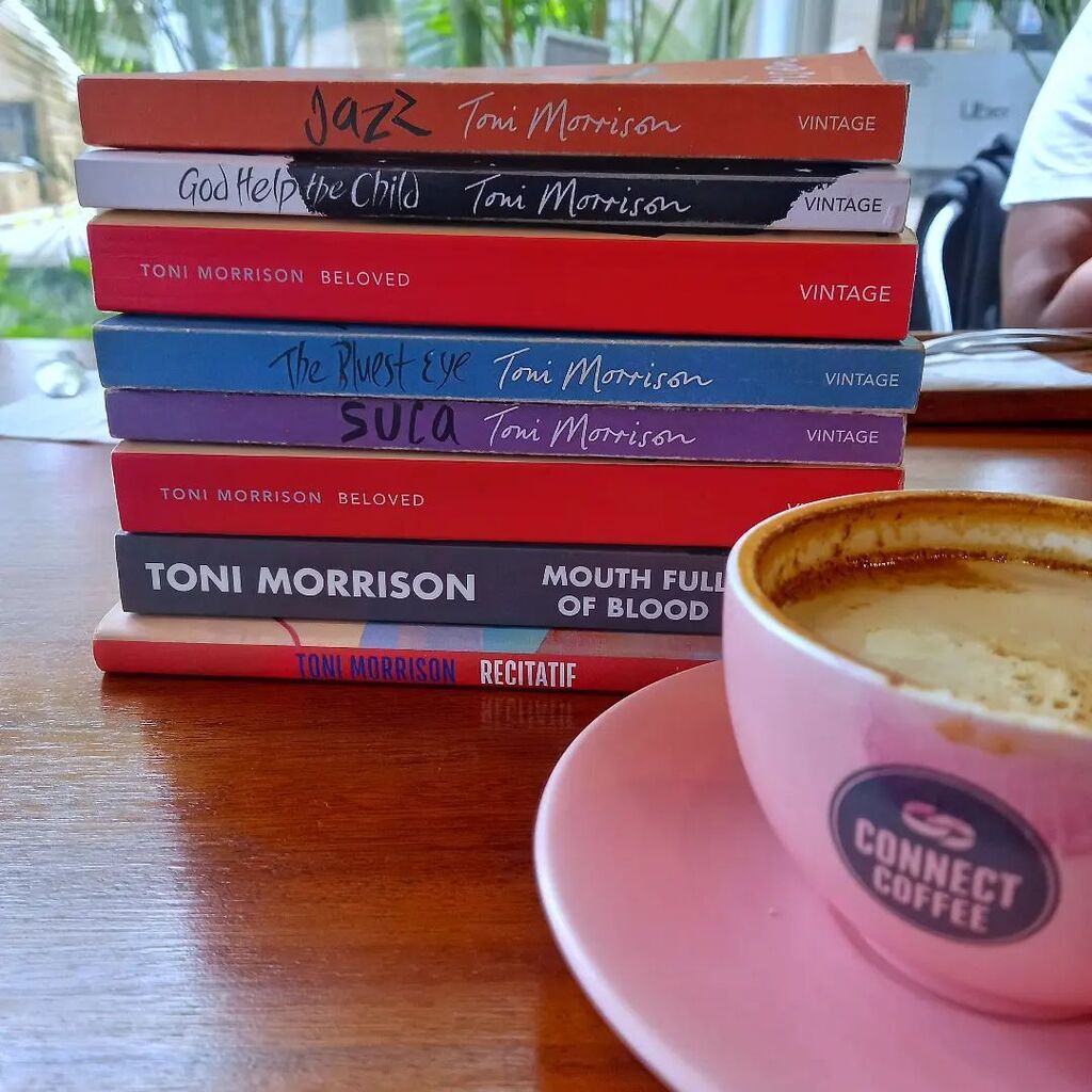 faith_nzama's tweet photo. This weekend we officially wrapped up the #ReadingToni challenge, hosted by @joanzoya. I had managed to read 8 books from the challenge & 1 not in the list but still by Toni Morrison. I have reviewed 5 of them. (check https://t.co/JuTQ3CLgVm) & I do โฆ https://t.co/lTVGBL7FOp https://t.co/3sYtm34Nmu