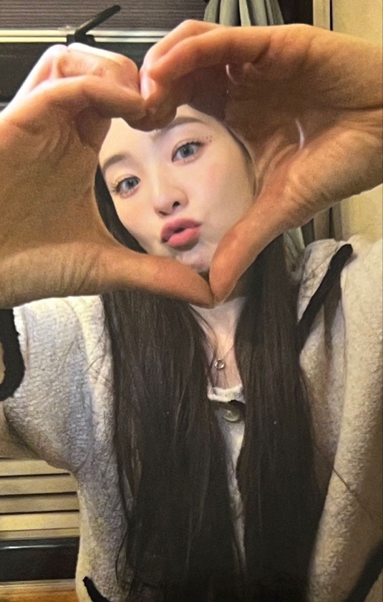 0706mails's tweet image. wts lfb latterene pc ph

˗ˏˋ latterene pc set ˎˊ˗

⌗ price: 3300 + pf
⌗ dop: payo only !
⌗ mop: gcash
⌗ onhand, x sensitive
⌗ flash exp / lbc
⌗ sold as set but, can tingi as long as everything is taken

++ JOY BENJI PC

reply mine to claim !  ◡̈